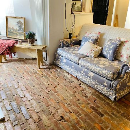 The Beehive, Ground Floor Apartment In Norfolk, No Shared Amenities Downham Market Exteriör bild